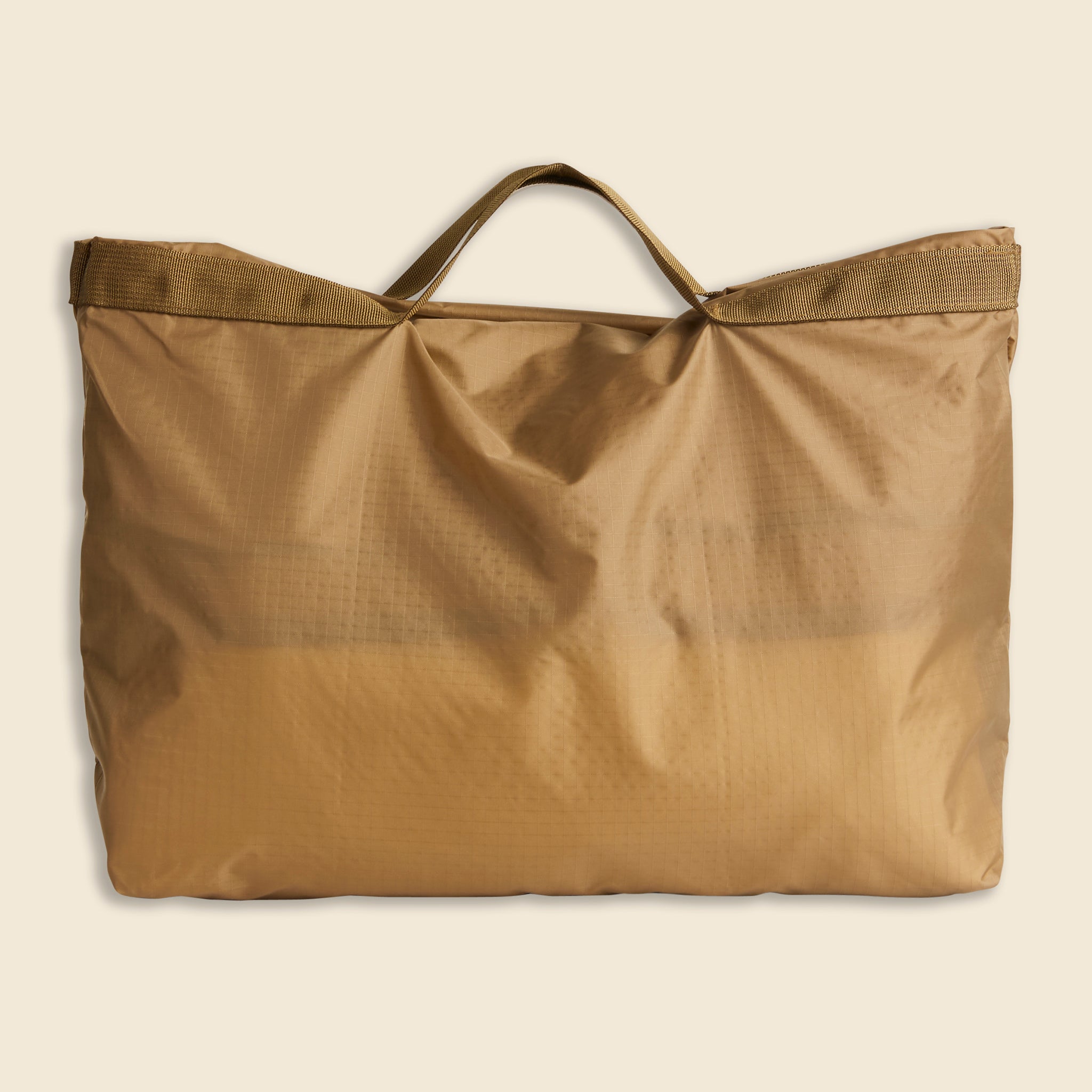 8.6.4 Design, 2-way Nylon Bag (Small) - Coyote