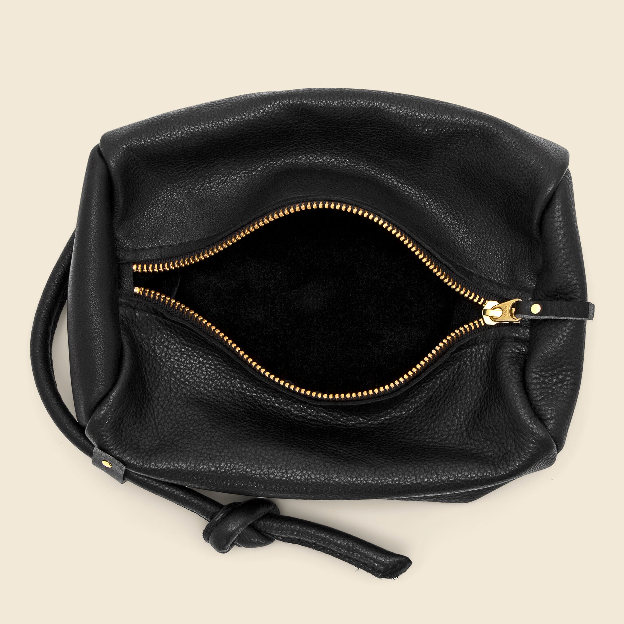 8.6.4 Design, Barrel Zipper Pouch - Black