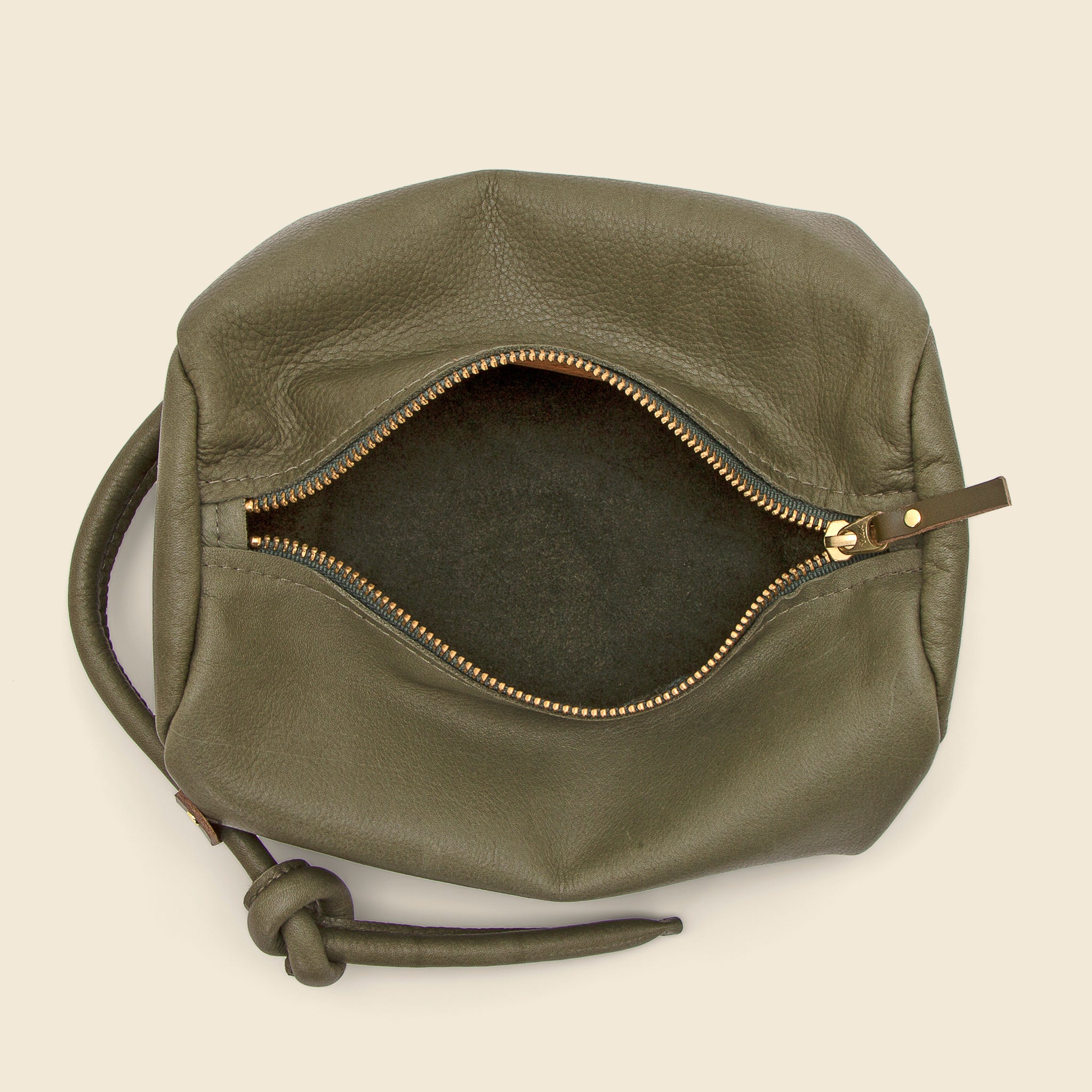 8.6.4 Design, Barrel Zipper Pouch - Olive