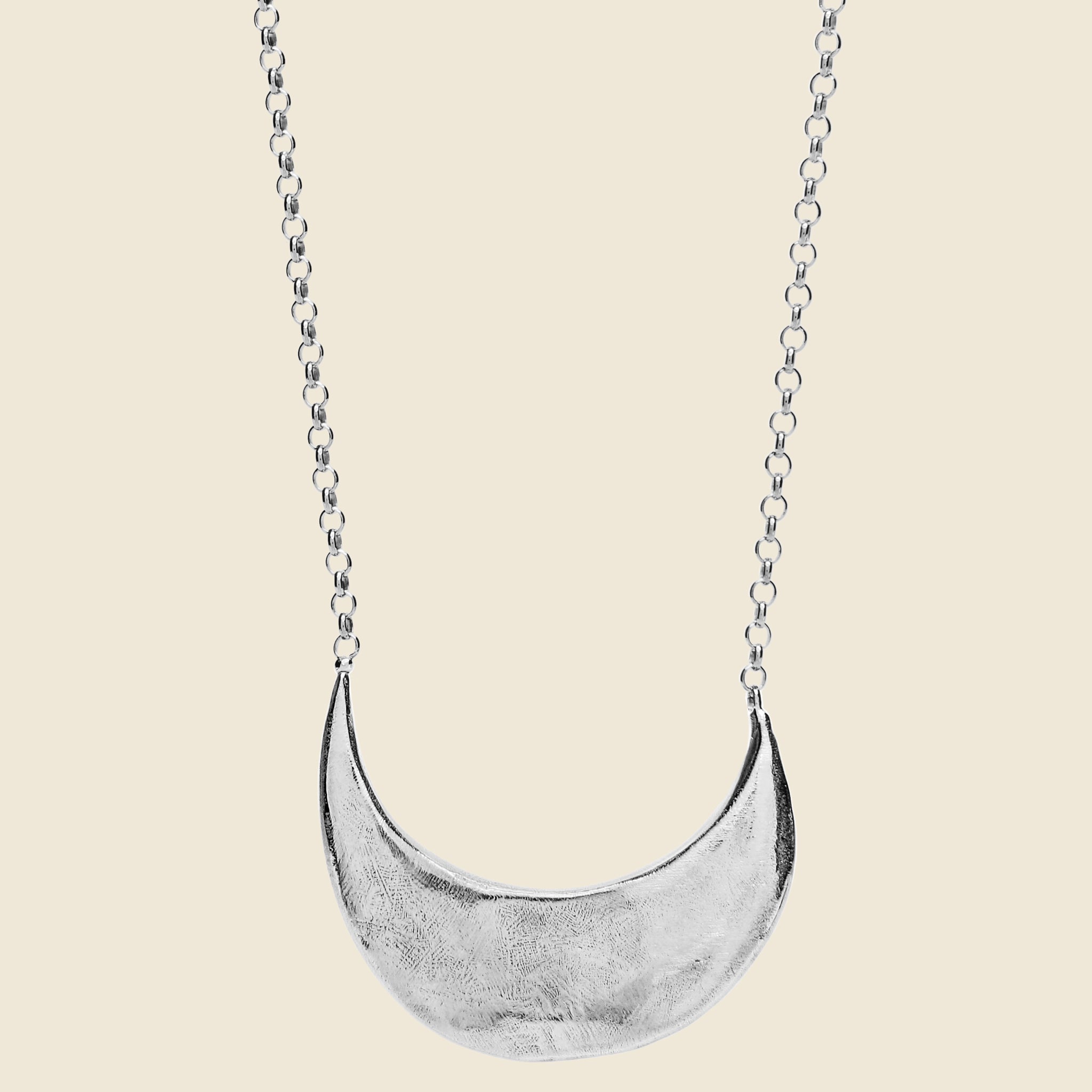 Amanda Hunt, Muse Crescent Necklace - Silver